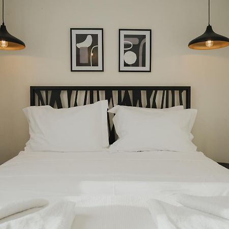 Le Jardin Apartments Kampos Marathokampou Екстериор снимка