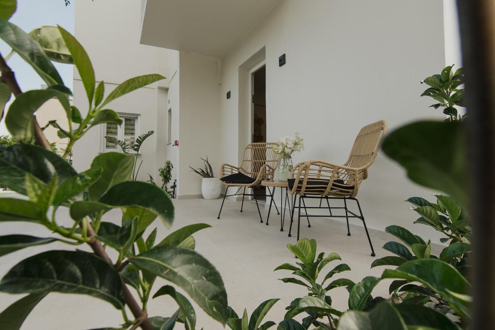 Le Jardin Apartments Kampos Marathokampou Екстериор снимка